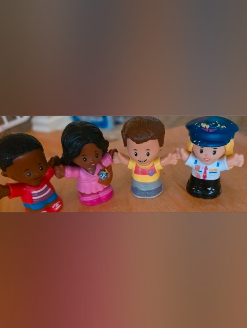 Little People 4 Items
